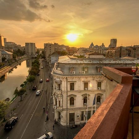 Апартаменты Baroque Splendor: Breathtaking Views & Design Бухарест Экстерьер фото