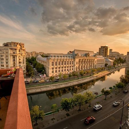 Апартаменты Baroque Splendor: Breathtaking Views & Design Бухарест Экстерьер фото