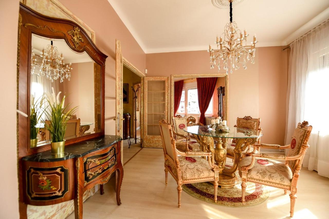Апартаменты Baroque Splendor: Breathtaking Views & Design Бухарест Экстерьер фото